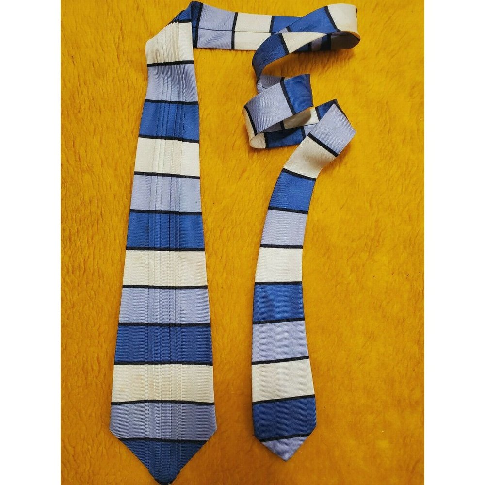 1950s PLEATED VINTAGE TIE ~ BLUE STRIPE ~BIG BAND SWING RETRO MOD JAZZ TIE ~ 53"